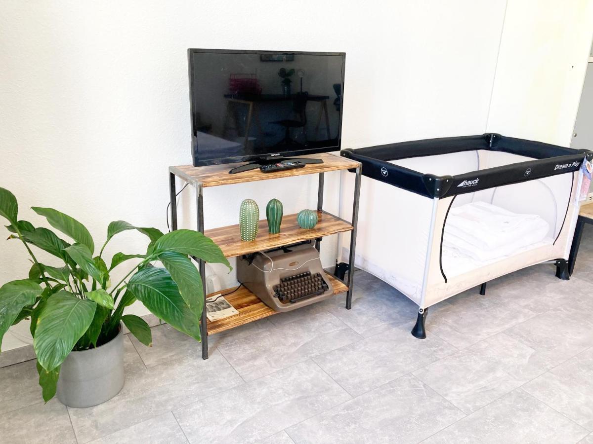 2 Zimmer Ferienwohnung In Zentraler Lage Inkl Wlan & Netflix Лейпциг Экстерьер фото